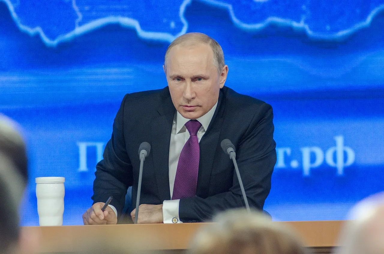 Putin speaking in Russia-Ukraine Ceasefire in front of media